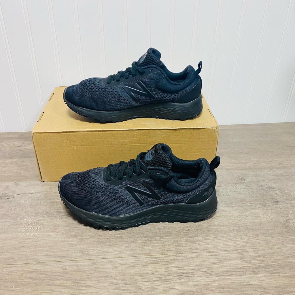 Use Women New Balance Fresh Foam Arishi V3 Running Shoes In Black Size 7.5